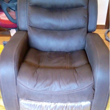Professional Sofa Cleaning Service in Aalo